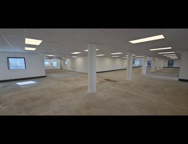 BUSINESS PROPERTY TO RENT IN VORNA VALLEY